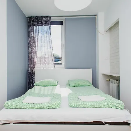 Apartment Shortstaypoland Senatorska B31